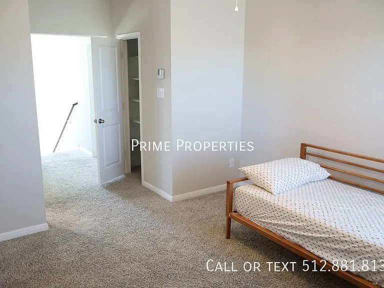 11500 Maple Leaf Way — Photo 28