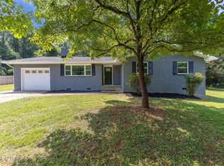 210 E Norton Rd, Knoxville, TN 37920