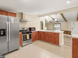 22 Magnolia Ln, Carlisle, PA 17015