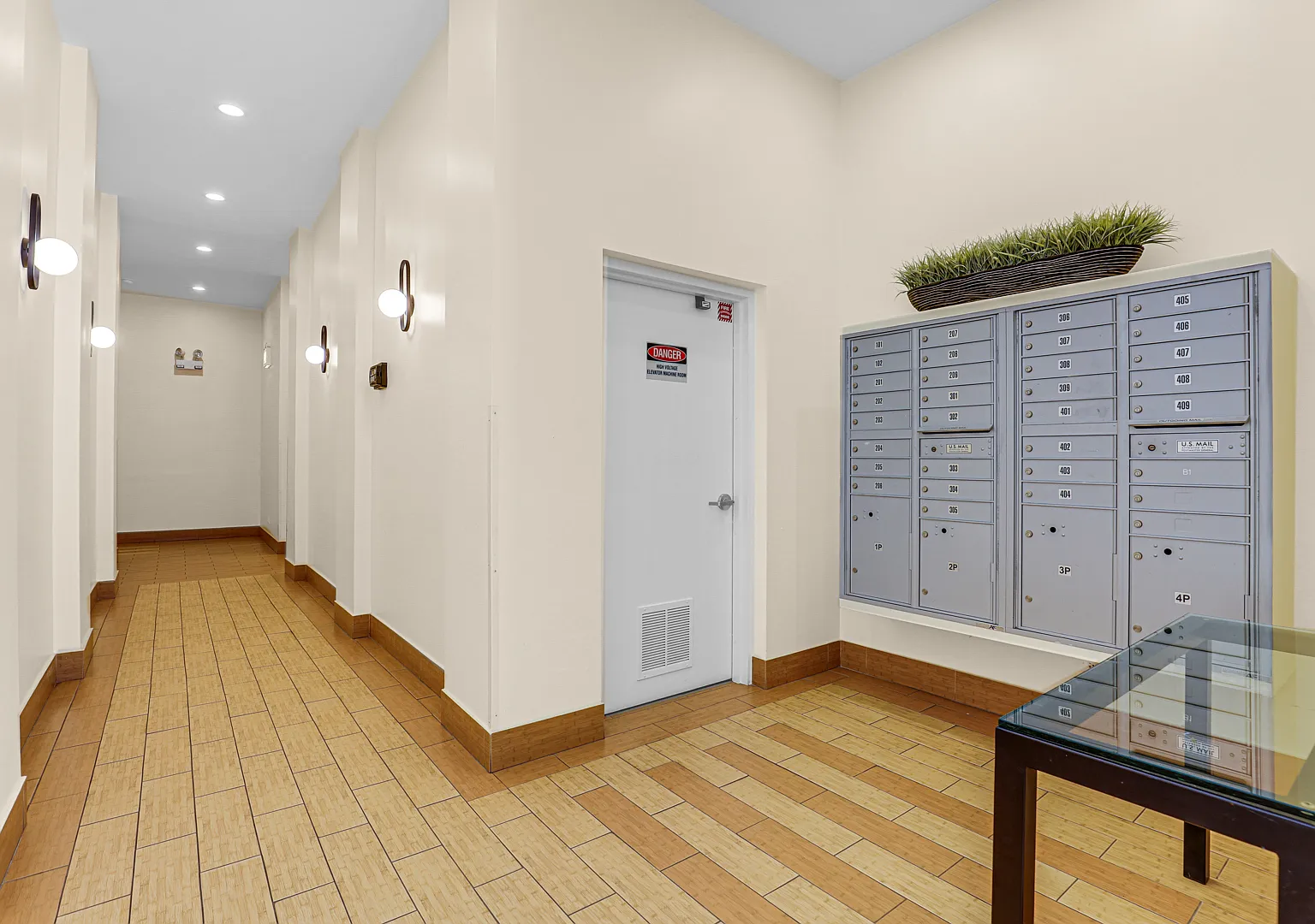 2 bed, 1103 sqft, $3,450 — Photo 4