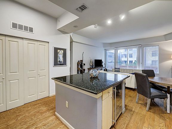 2nd image of 3505 Sage Rd Unit 308