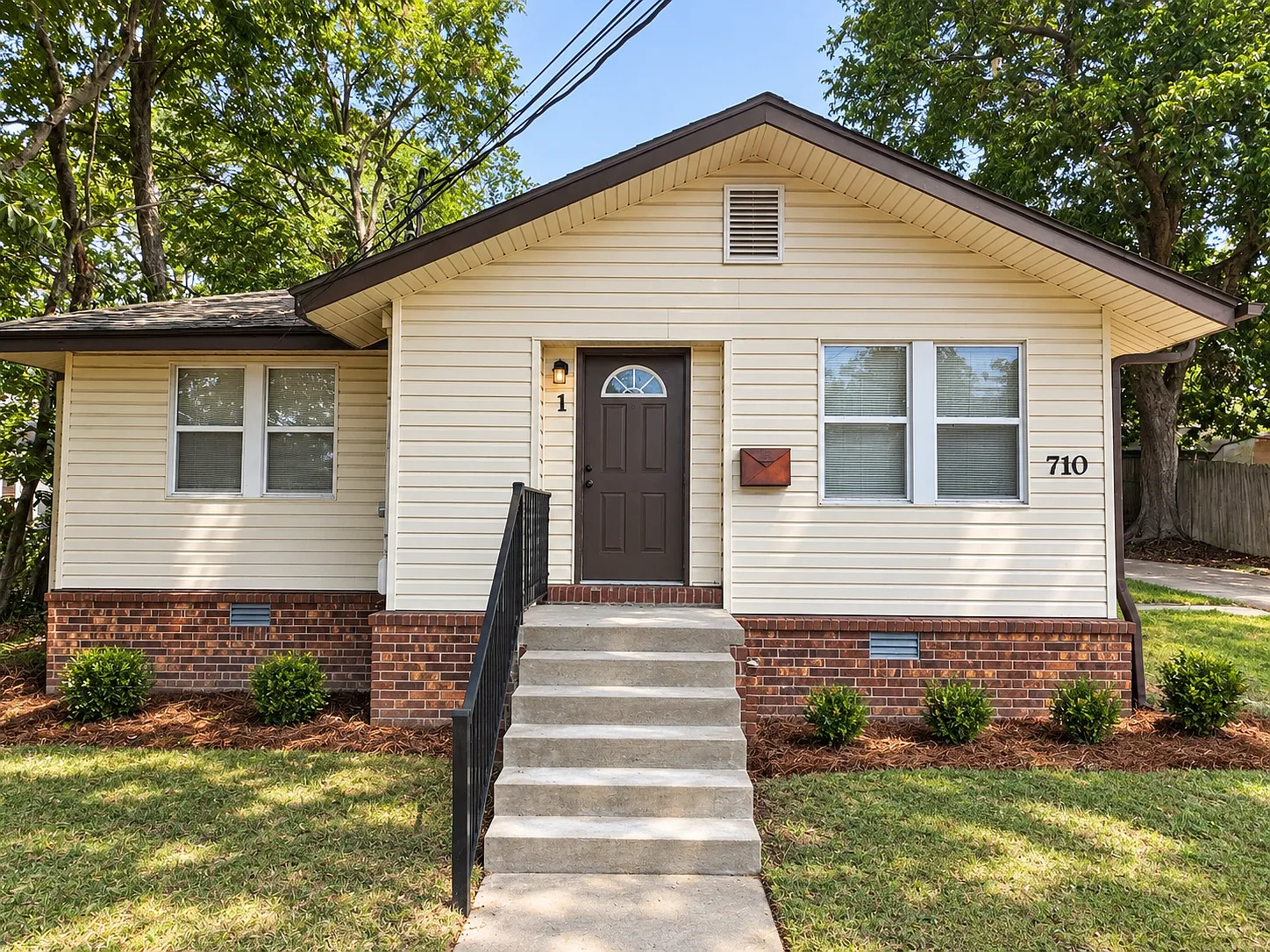 1 bed, $725 — Photo 1