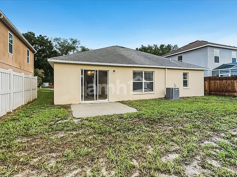 10434 Boyette Creek Blvd — Photo 14