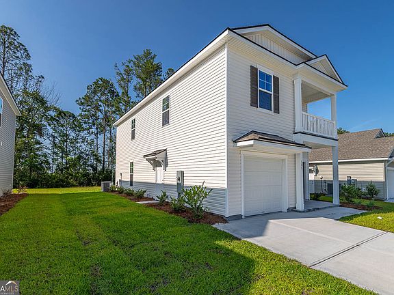 2nd image of 373 Brook Dr