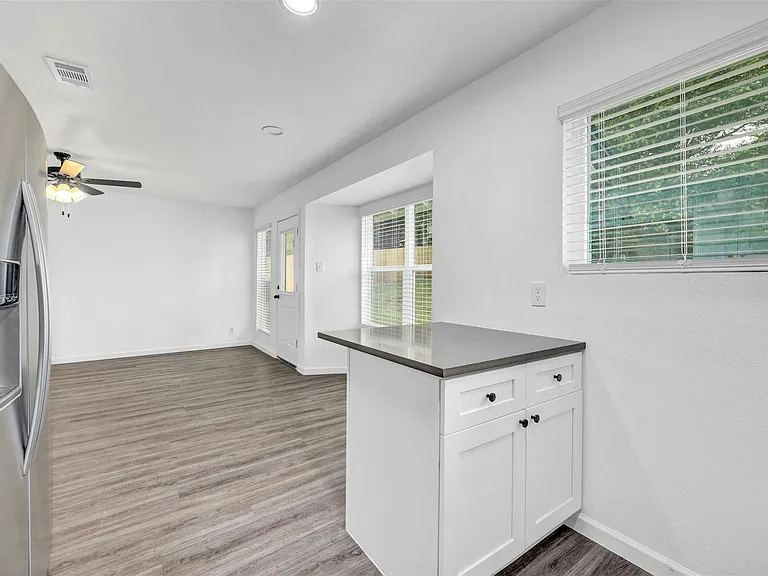 6506 King George Dr — Photo 11