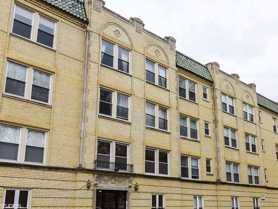 1st image of 2254 W Arthur Ave #105-3