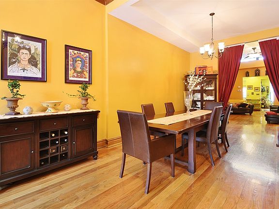 5th image of 208 W 122nd St #1