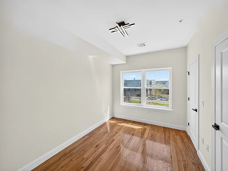 266 Hunterdon St #3 — Photo 16