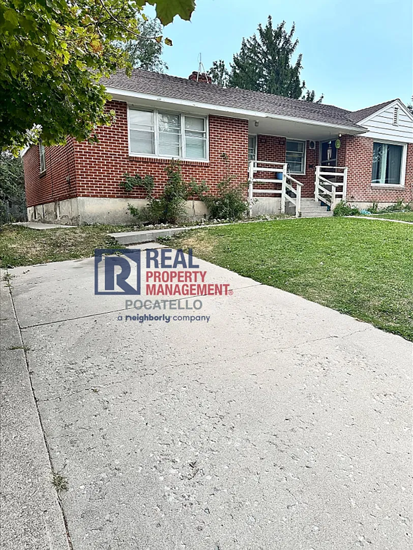 60-66 Mountain Drive — Photo 1