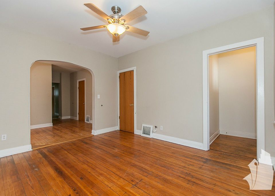 1st image of 1743 W Barry Ave Unit 1