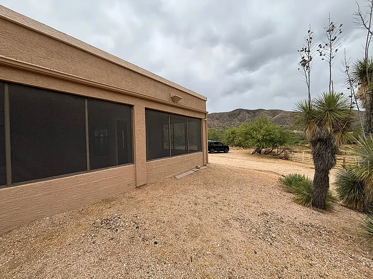 43003 N Old Mine Rd — Photo 5