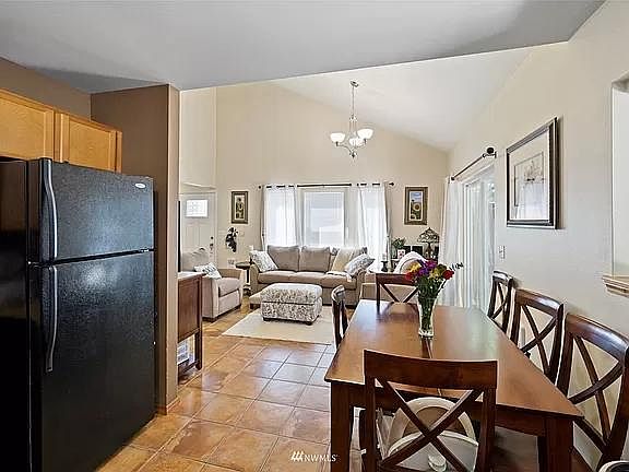 5th image of 10307 140th Street Ct E #1