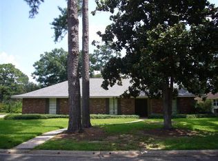 5821 Hyacinth Ave, Baton Rouge, LA 70808