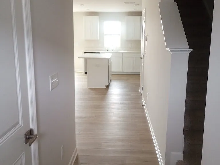 104 Filly Ln — Photo 3