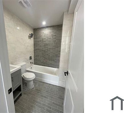 2nd image of 442 Underhill Ave #2
