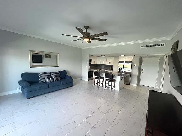 880 Mandalay Ave #N502 — Photo 12