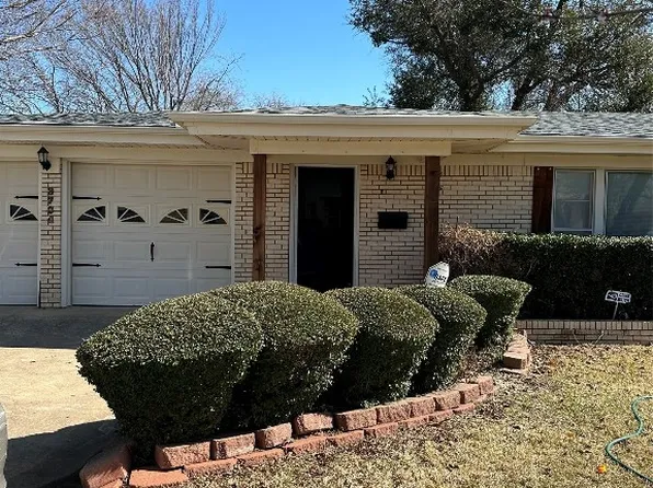 3704 London Ln, Richland Hills, TX 76118