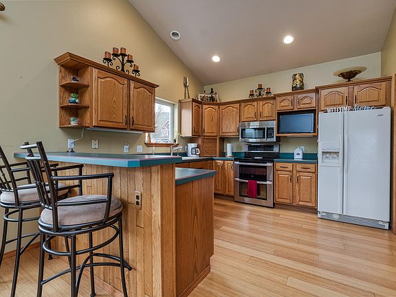 107 Apple House Lane-10