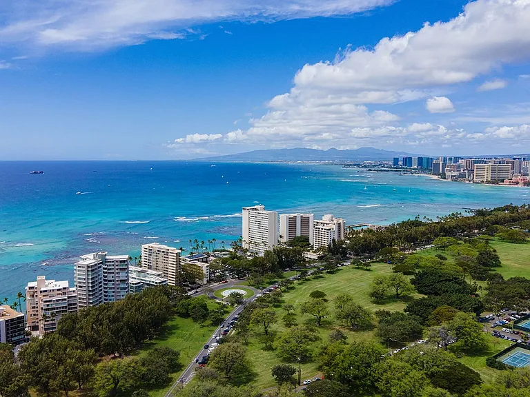 2895 Kalakaua Ave #708 — Photo 19