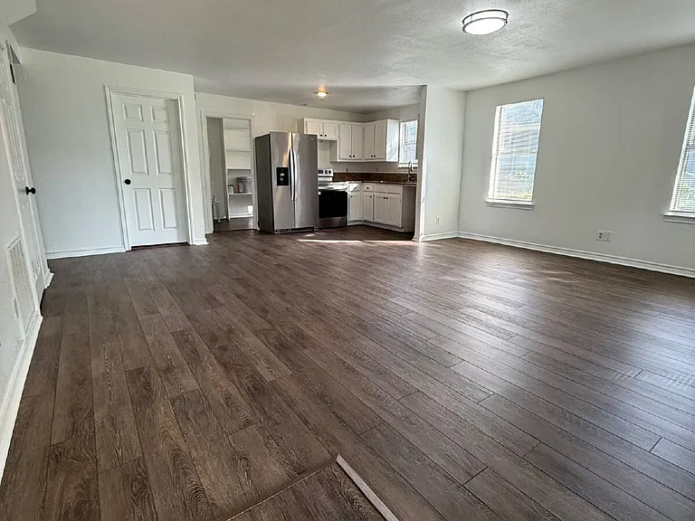 5803 Tremont St #C — Photo 5