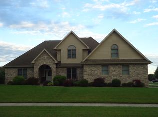 1932 Nicklaus Dr, Findlay, OH 45840