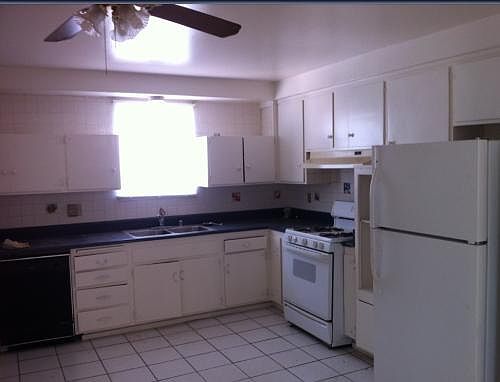 2nd image of 5212 Doe Ave