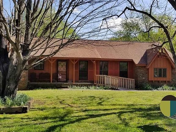 2nd image of 4708 Wheaton Ln NW