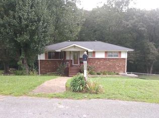 7 Robin Cir, Rossville, GA 30741