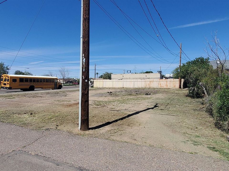1st image of 7121 N 61st Ave