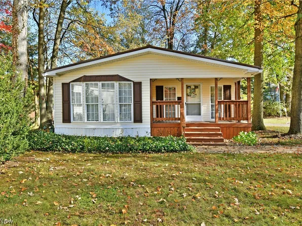 107 Northgate Dr NE, Warren, OH 44484