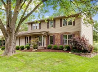 6604 Millbrae Rd, Columbus, OH 43235