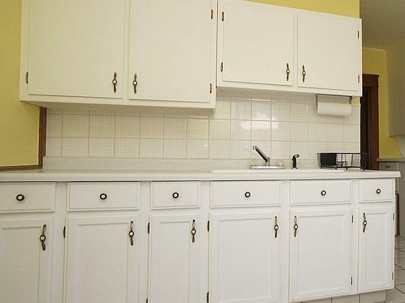 2nd image of 1321 Magnolia St #2