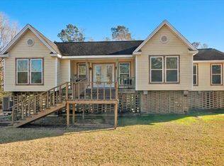 445 Jordan Rd, Rose Hill Acres, TX 77657