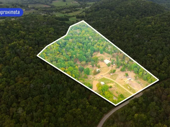 1100 Snake Hollow Rd, Hartsville, TN 37074