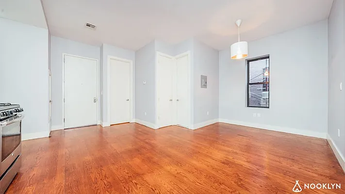 Rented by Nooklyn NYC LLC | media 36