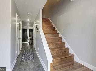 2nd image of 7617 Lee Landing Dr
