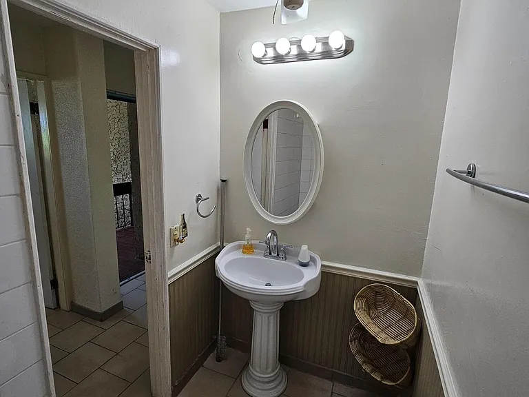 315 Golden Rock Est — Photo 19