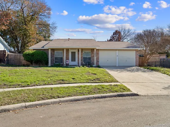 5802 John Jay, San Antonio, TX 78233