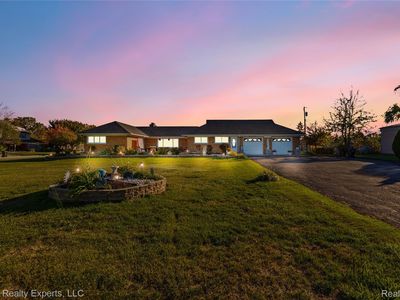 5072 Fifteen Mile Rd, Sterling Heights, MI, 48310