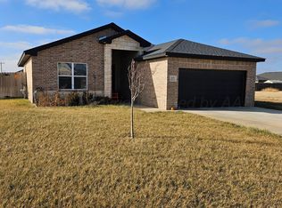 1132 Mesa St, Hereford, TX 79045