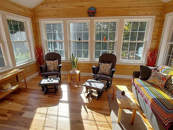3 season room