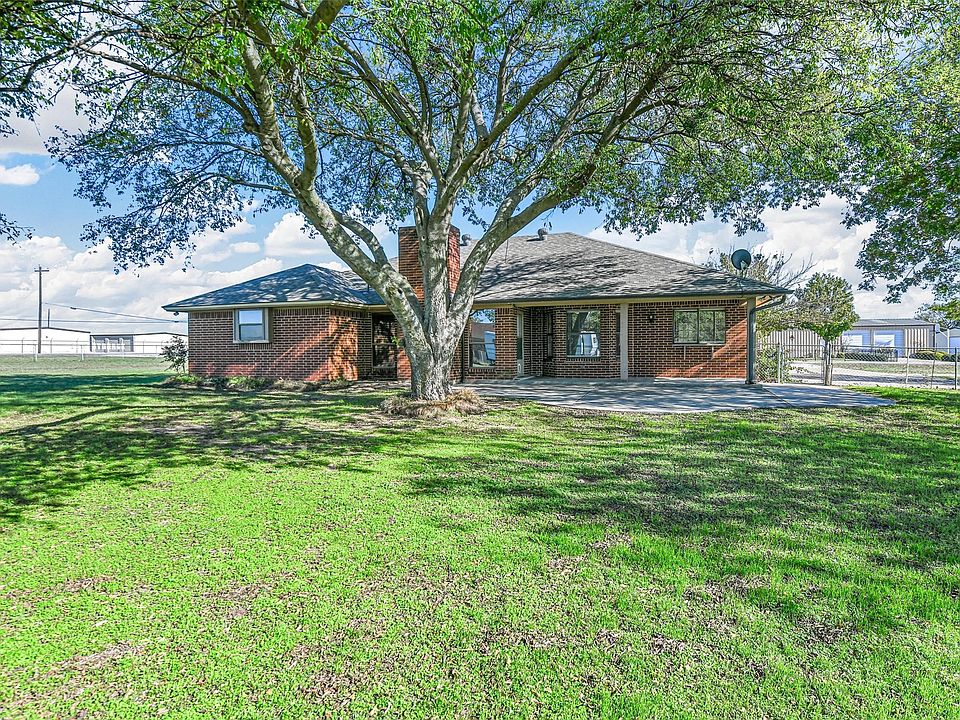 1st image of 126 Mockingbird Ln