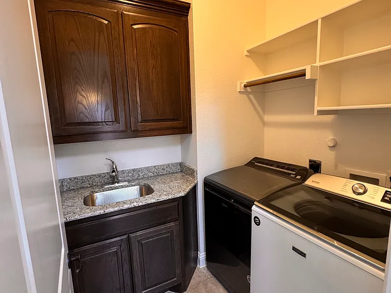 1212 Prescott St — Photo 13