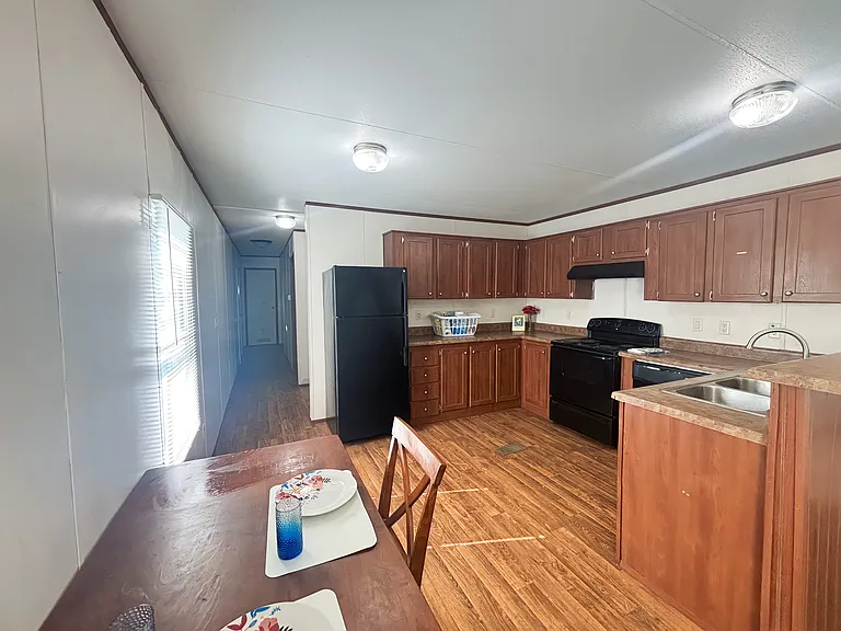 7031 Timber Ridge Ctr — Photo 4