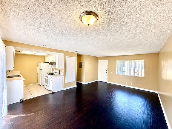 3rd image of 901 N Dalton Ave APT D
