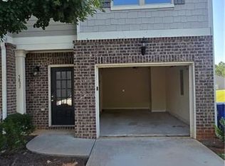5831 Taka Ln, Lithonia, GA 30038