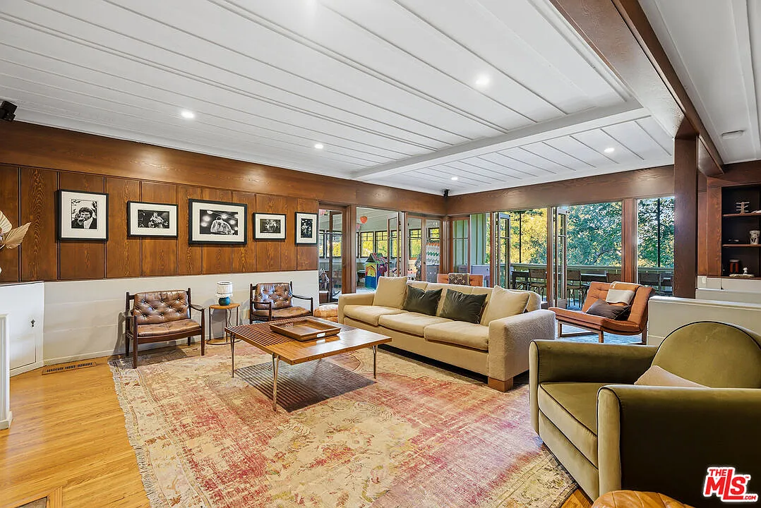 5 bed, 4.5 bath, 2794 sqft, $25,000 — Photo 3