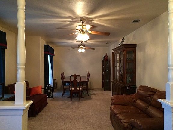 4th image of 921 Leslie Dr