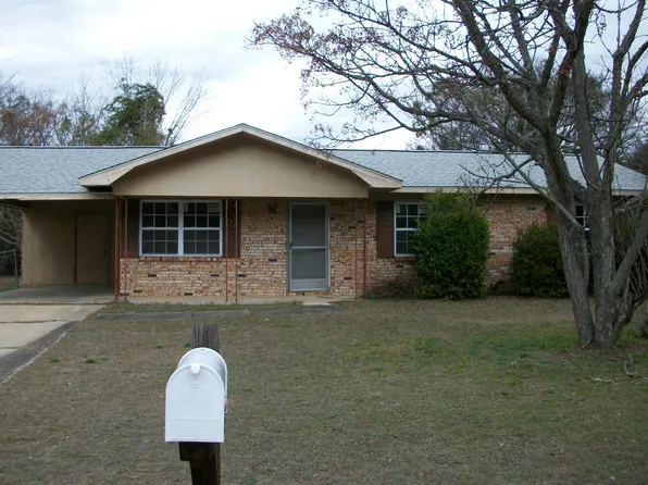 168 Sanford Pl, Ozark, AL 36360