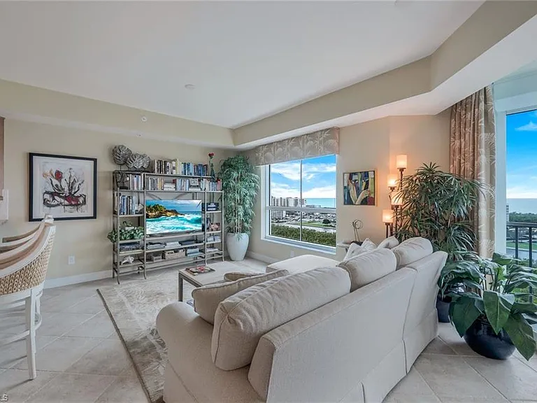 295 Grande Way #1202 — Photo 3